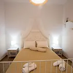 Irini Platis Gialos (Sifnos)