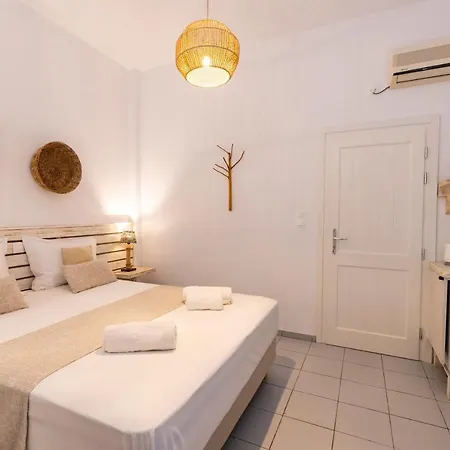 Irini Platis Gialos (Sifnos)