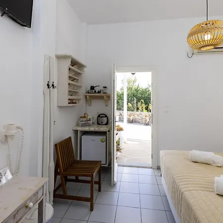 Irini 4* Platis Gialos (Sifnos)