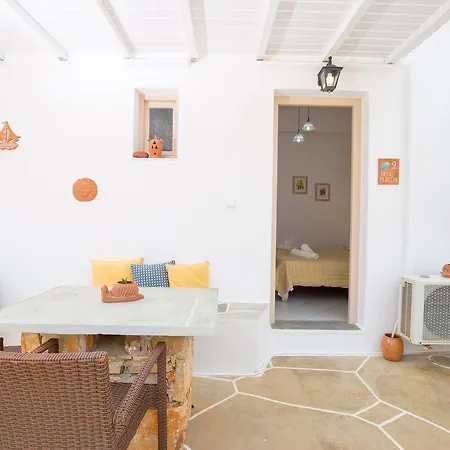 Irini Guest house *