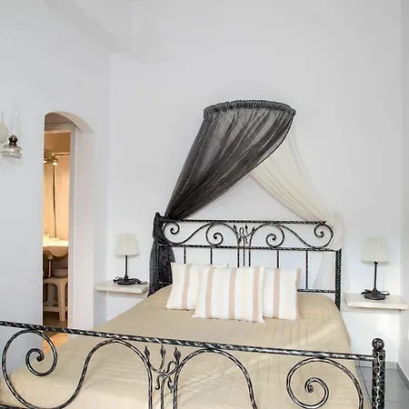 Irini 4* Platis Gialos (Sifnos)