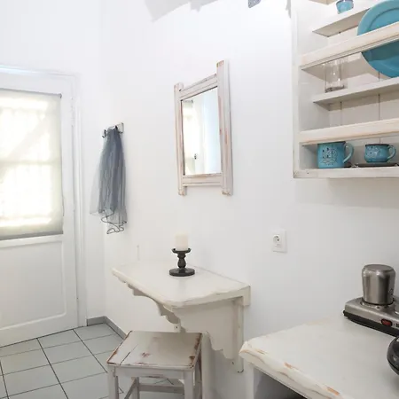 Guest house Irini 4*