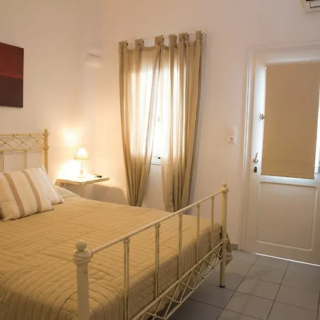 Irini Guest house