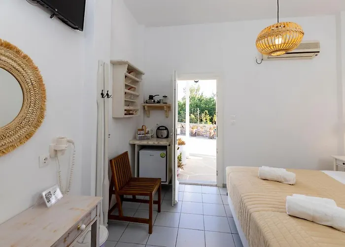 Irini 4* Platis Gialos (Sifnos)