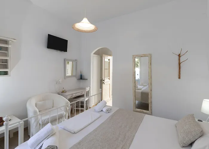 Irini 4* Platis Gialos (Sifnos)