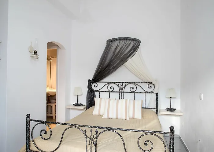 Irini 4* Platis Gialos (Sifnos)